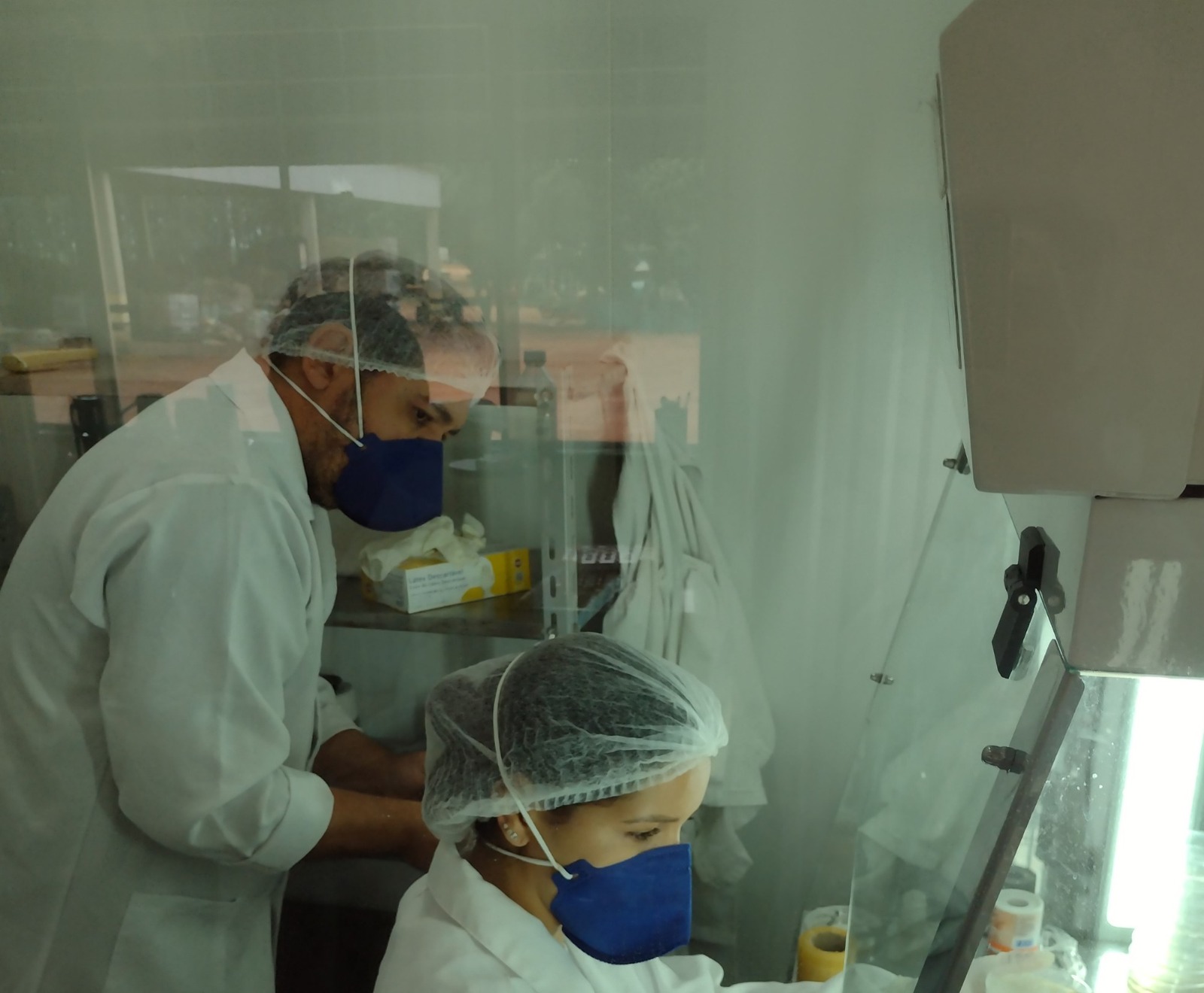 Equipe AC2 Microbiologia